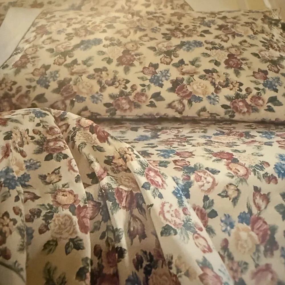Caress vtg 90s